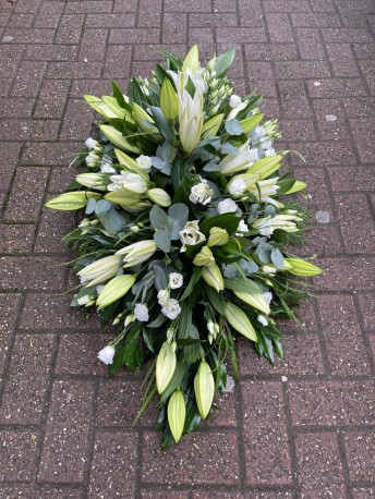 Simply White Coffin Spray.